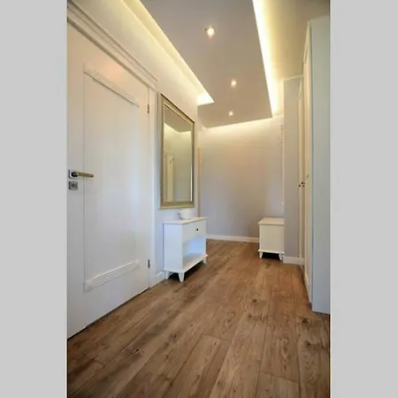 Platinium Apartment